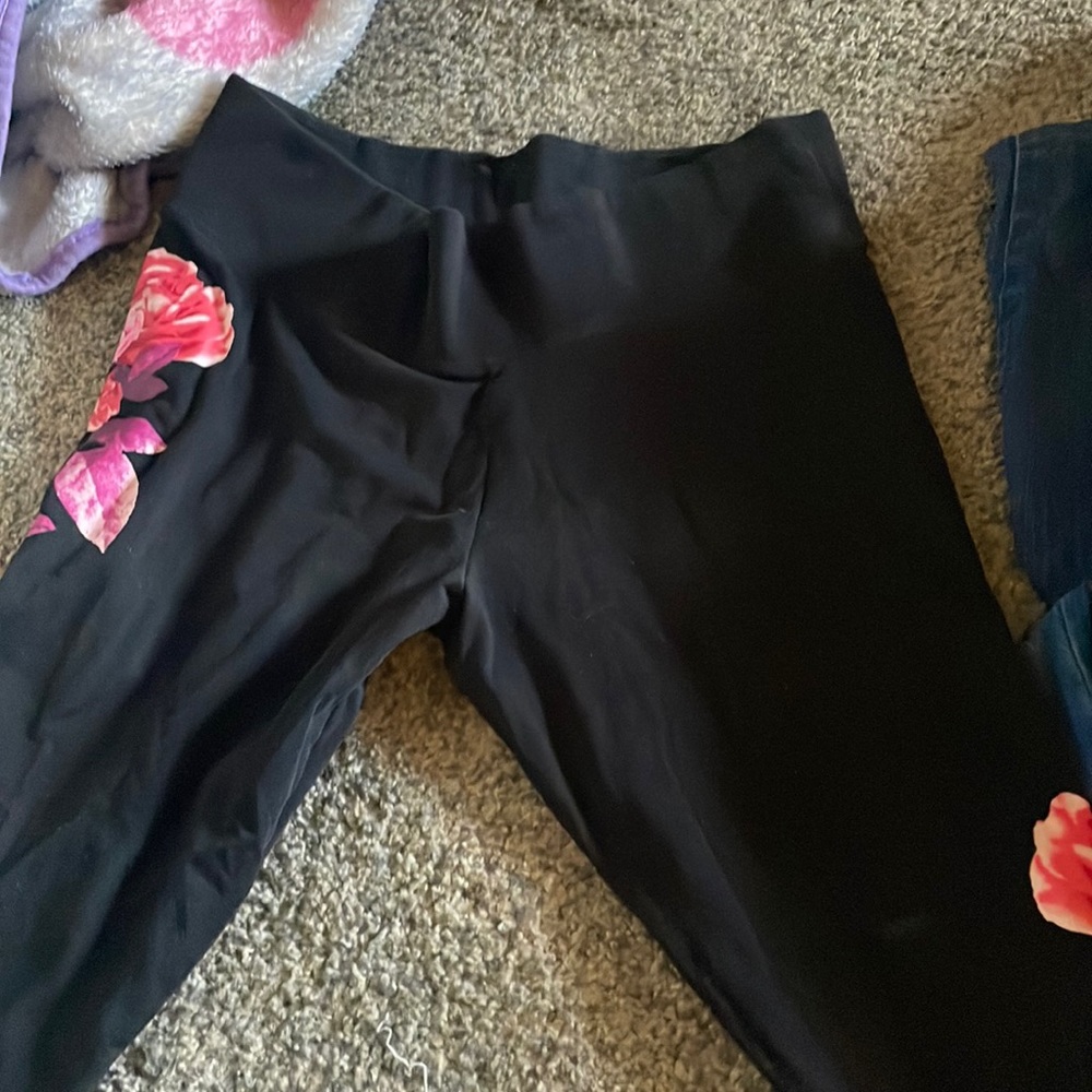 Pink leggings